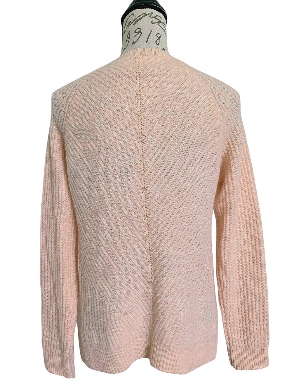 Moth Anthropologie 100% Cashmere V Neck knit Sweater S Pink Ribbed quiet luxury - Picture 13 of 17